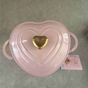 Paris Hilton Enameled Cast Iron Dutch Oven and Lid Pink with Gold Heart Accent